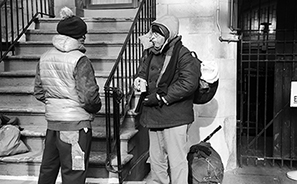 Feeding the Needy : Homeless : Street Life : New York : Personal Photo Projects : Photos : Richard Moore : Photographer